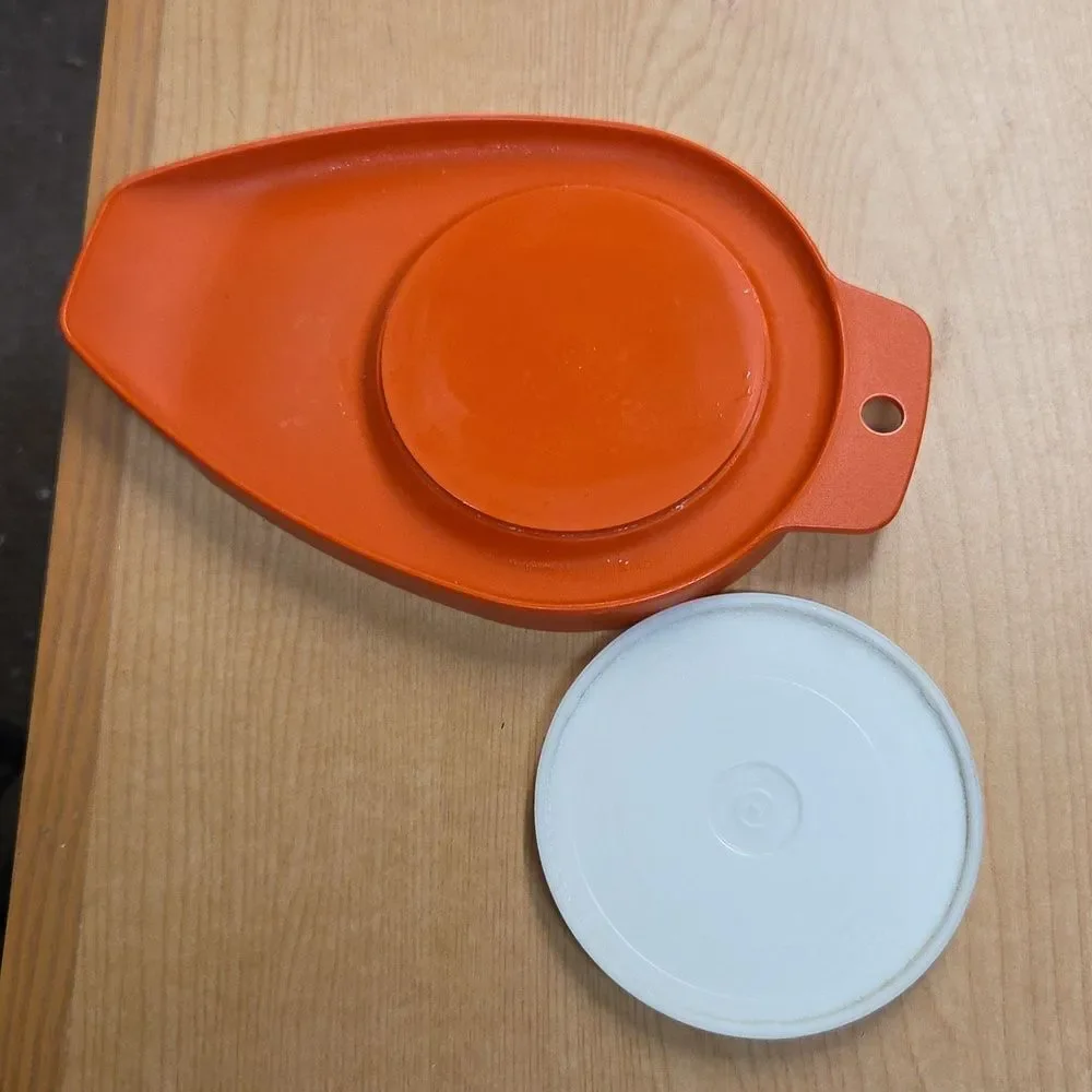 Tupperware chop pour